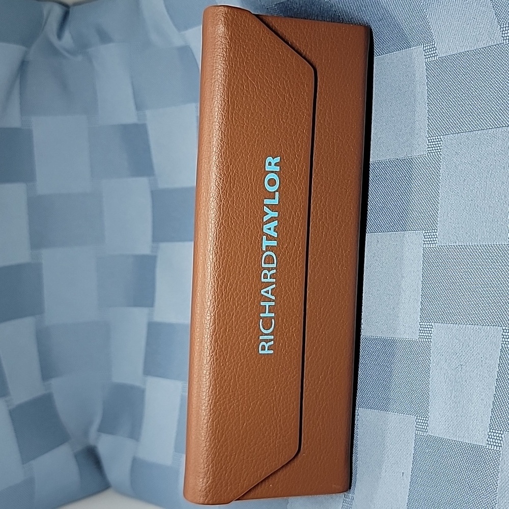 Richard Taylor Brown Leather Triangle shape. Eyewear Eyeglass Case (Case Only)